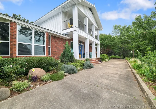 Single family home for sale at 50125 State Hwy 82, Talihina, OK 74571 | MLS# 2622299