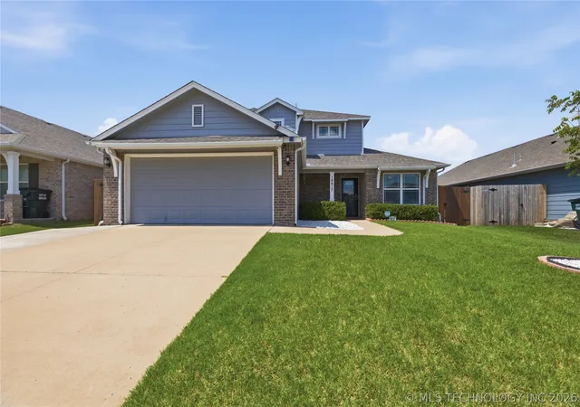 Photo 3 of Sale Pending at 14617 E 112th Place, Owasso, OK 74055 | MLS# 2622326 | Listing updated on 2026-08-20