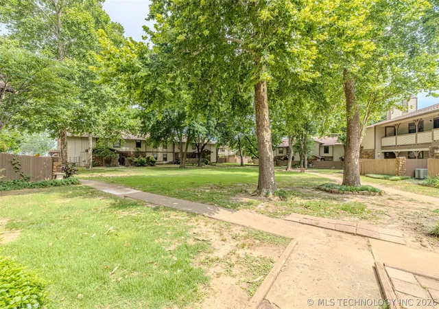 Homes for sale in Tulsa, OK | 6504 S Memorial Drive, Tulsa, OK 74133 | Houzeo