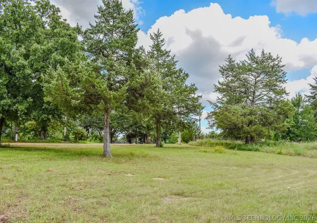 Homes for sale in Fort Towson, OK | 37 Ridge Point Rd, Fort Towson, OK 74735 | MLS# 2621500