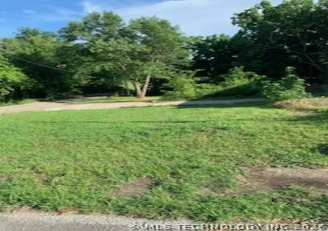 Homes for sale in Coweta, OK | 522 N Bristow Ave, Coweta, OK 74429 | MLS# 2621405