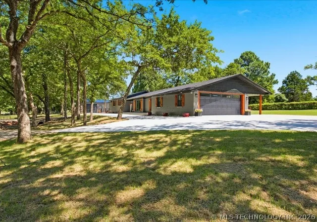 3rd image of 106 S New Bethel, Ada, OK 74820 | MLS# 2622385
