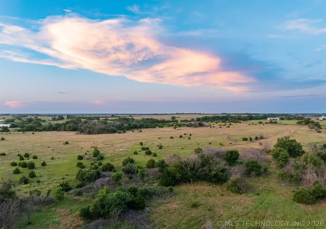 5th image of 4 E Lone Chimney Rd, Glencoe, OK 74032 | MLS# 2622208