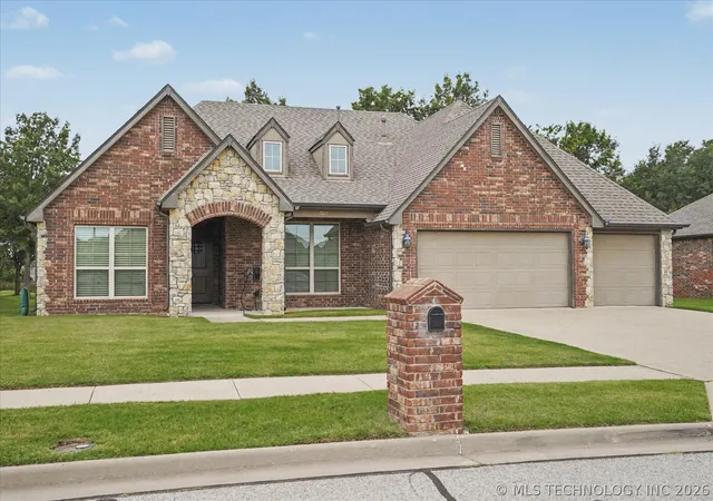 Photo 2 of Single family home for sale at 7818 N 144th Avenue E, Owasso, OK 74055 | MLS# 2622406 | Listing updated on 2026-08-20