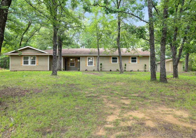 Homes for sale in Durant, OK | 927 Rolling Wood Hills, Durant, OK 74701 | MLS# 2622412