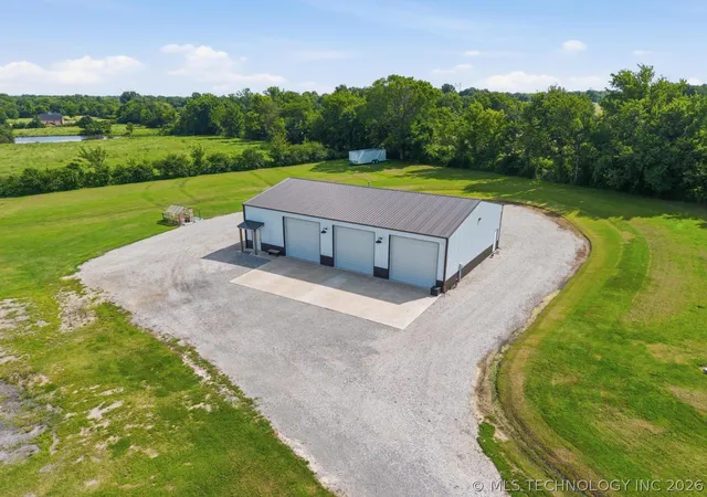 Photo 4 of Sale Pending at 9195 E 580 Road, Catoosa, OK 74015 | MLS# 2622354 | Listing updated on 2026-08-20