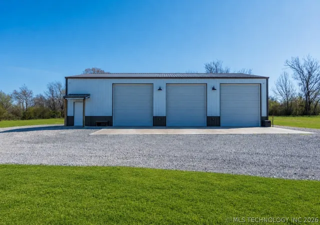 Photo 5 of Sale Pending at 9195 E 580 Road, Catoosa, OK 74015 | MLS# 2622354 | Listing updated on 2026-08-20