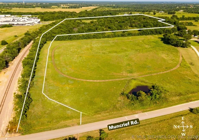 1st image of 11762 Muncrief Rd, Kingston, OK 73439 | MLS# 2622179