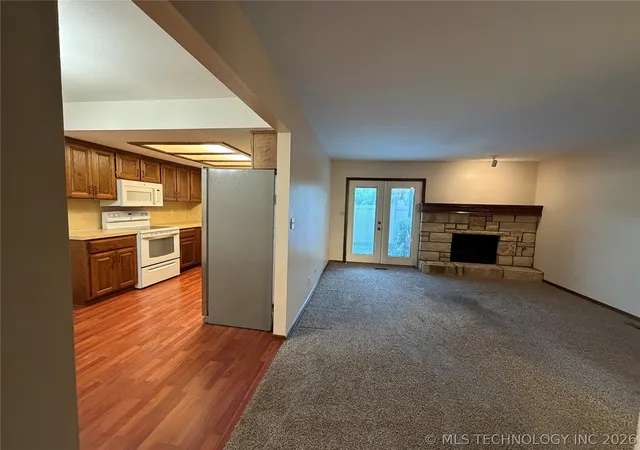 Homes for sale in Bartlesville, OK | 5209 Nowata Rd #B-101, Bartlesville, OK 74006 | MLS# 2621982