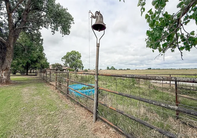 Homes for sale in Roff, OK | 7489 County Road 1620, Roff, OK 74865 | MLS# 2621388