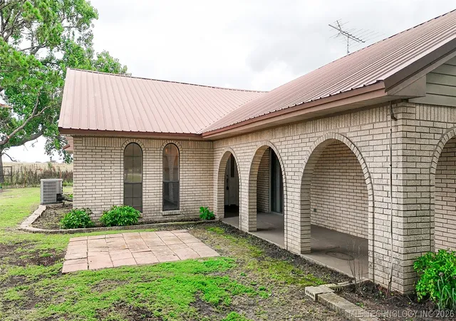 Homes for sale in Roff, OK | 7489 County Road 1620, Roff, OK 74865 | MLS# 2621388