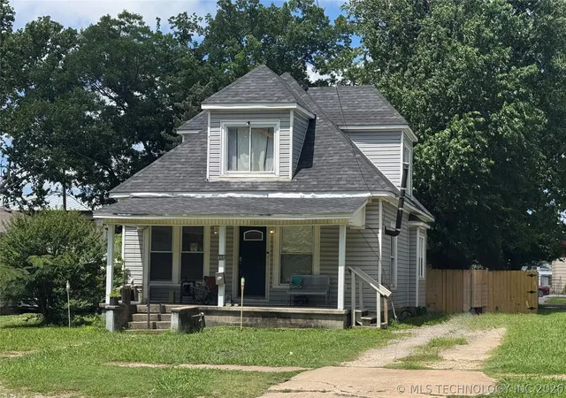Homes for sale in Wagoner, OK | 207 N State St, Wagoner, OK 74467 | MLS# 2622457