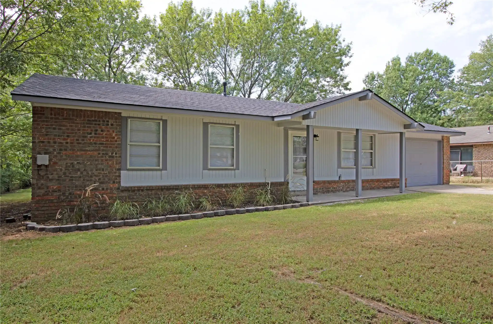 Photo 2 of Sale Pending at 1004 Ne 9th Street, Wagoner, OK 74467 | MLS# 2622372 | Listing updated on 2026-10-27
