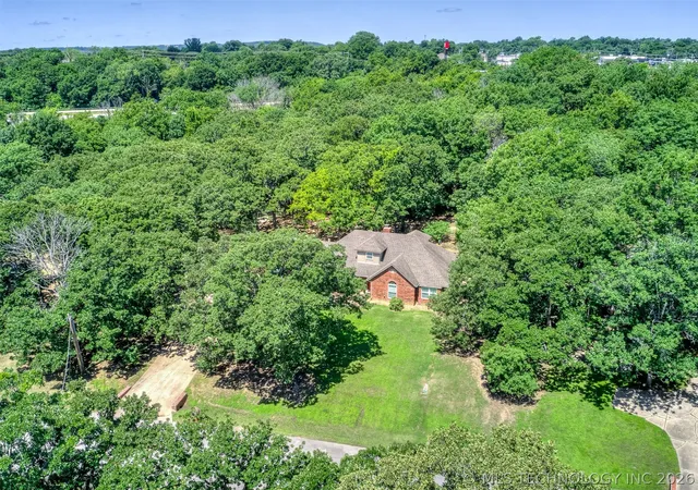 2nd image of 4200 Rustic Rd, Sand Springs, OK 74063 | MLS# 2621741