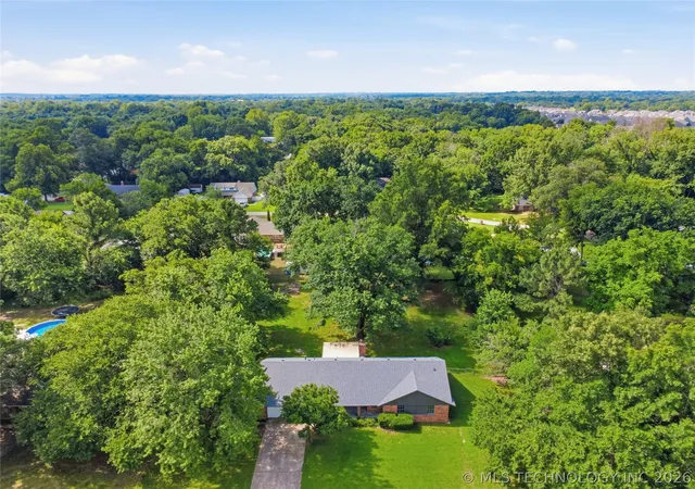 4th image of 25302 E 64Th St S, Broken Arrow, OK 74014 | MLS# 2621960