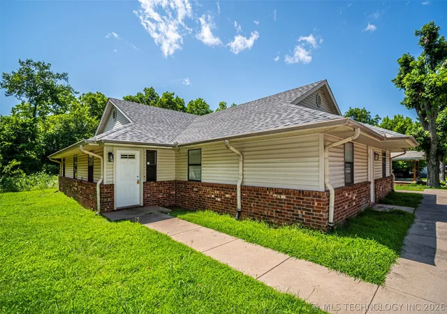3rd image of 204 S 11Th, Madill, OK 73446 | MLS# 2622352