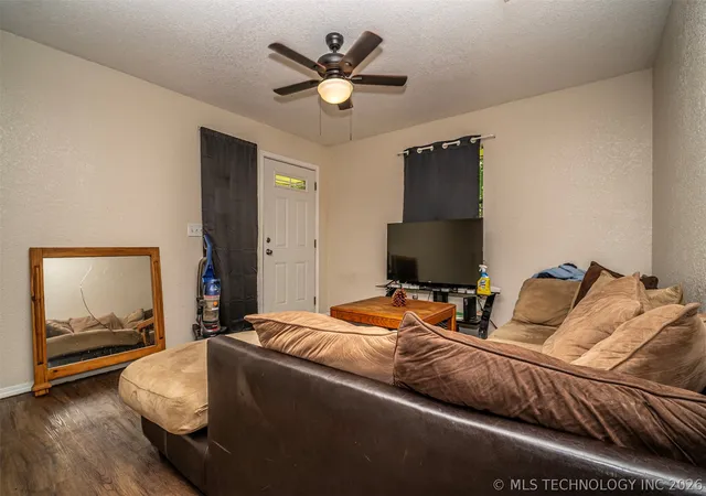 5th image of 204 S 11Th, Madill, OK 73446 | MLS# 2622352