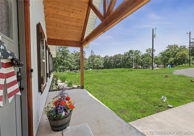 Photo 5 of Single family home for sale at 20471 W Chicken Crk Rd, Cookson, OK 74427 | MLS# 2622513 | Listing updated on 2026-07-26