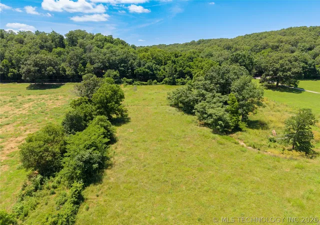 Homes for sale in Stilwell, OK | 74829 S 4695 Rd, Stilwell, OK 74960 | MLS# 2621776