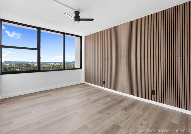 4th image of 450 W 7Th St #1804, Tulsa, OK 74119 | MLS# 2622536