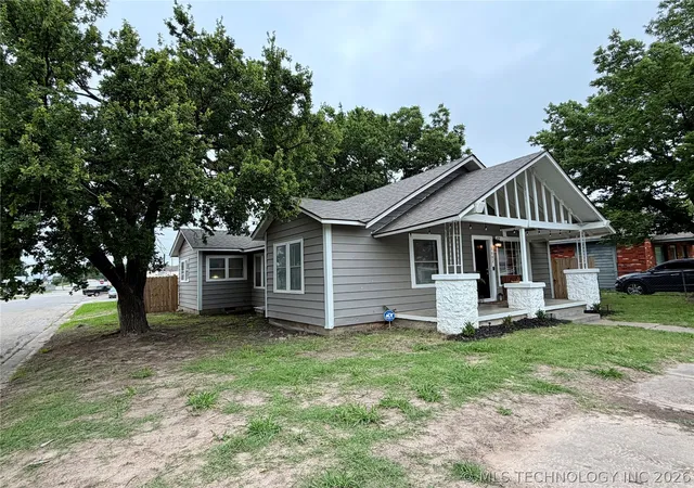 Homes for sale in Cushing, OK | 1002 E Walnut St, Cushing, OK 74023 | MLS# 2622482