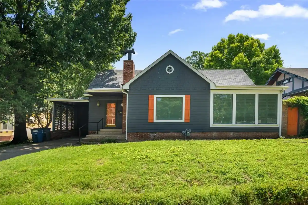 Photo 1 of Single family home for sale at 1619 S Carson Ave, Tulsa, OK 74119 | MLS# 2622477 | Listing updated on 2026-10-19