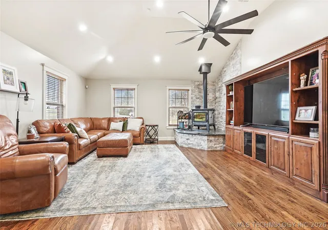 Photo 5 of Single family home for sale at 2105 S 280th Eastavenue, Catoosa, OK 74015 | MLS# 2622564 | Listing updated on 2026-08-20
