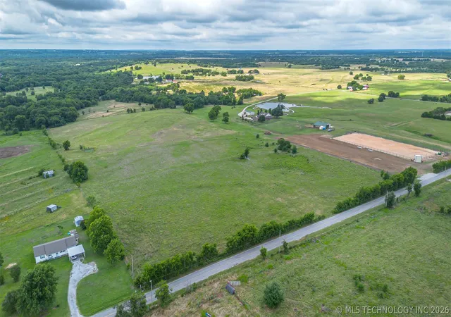 7th image of 681 Forest Lane Rd, Ardmore, OK 73401 | MLS# 2622584