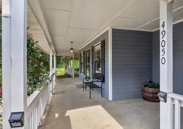 Photo 4 of Single family home for sale at 49050 Highway 112, Poteau, OK 74953 | MLS# 2622575 | Listing updated on 2026-08-20