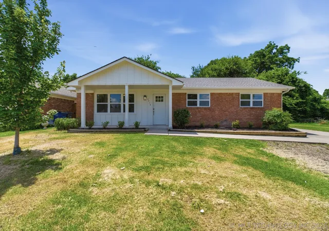 Photo 1 of Single family home for sale at 4714 S 87th Avenue E, Tulsa, OK 74145 | MLS# 2622597 | Listing updated on 2026-07-14