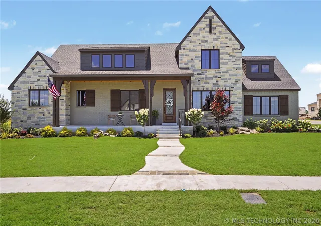 2nd image of 470 W 138th St, Bixby, OK 74008 | MLS# 2622592