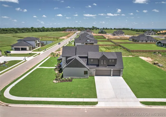 47th image of 470 W 138th St, Bixby, OK 74008 | MLS# 2622592