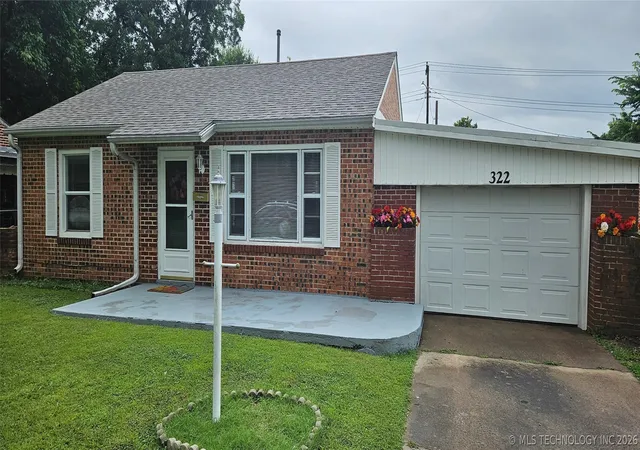 Homes for sale in Pryor, OK | 322 Se 5th St, Pryor, OK 74361 | MLS# 2622577