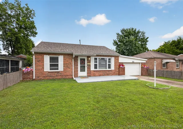 Homes for sale in Pryor, OK | 322 Se 5Th St, Pryor, OK 74361 | MLS# 2622577