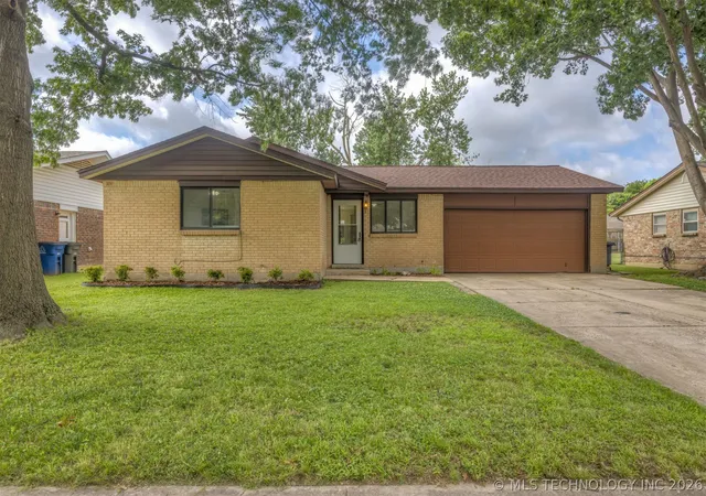 2nd image of 12152 E 21st Ct, Tulsa, OK 74129 | MLS# 2622544