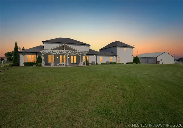 image of 19220 Saddleback Dr, Mounds, OK 74047 | MLS# 2622451