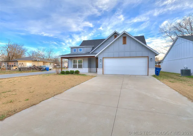 1st image of 401 W Harrison St, Chouteau, OK 74337 | MLS# 2622636