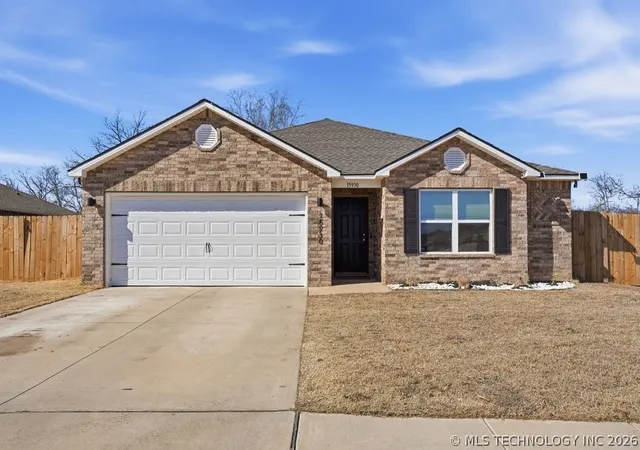 Photo 2 of Single family home for sale at 15930 S 74th Eastavenue, Bixby, OK 74008 | MLS# 2622534 | Listing updated on 2026-08-20