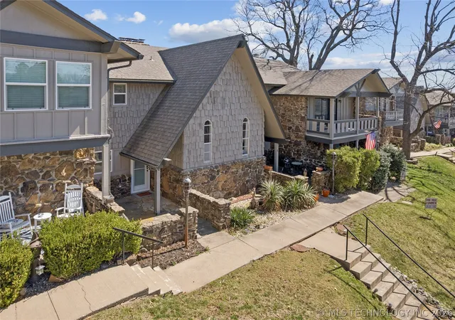 2nd image of 10 Fort Scott #10, Afton, OK 74331 | MLS# 2622676