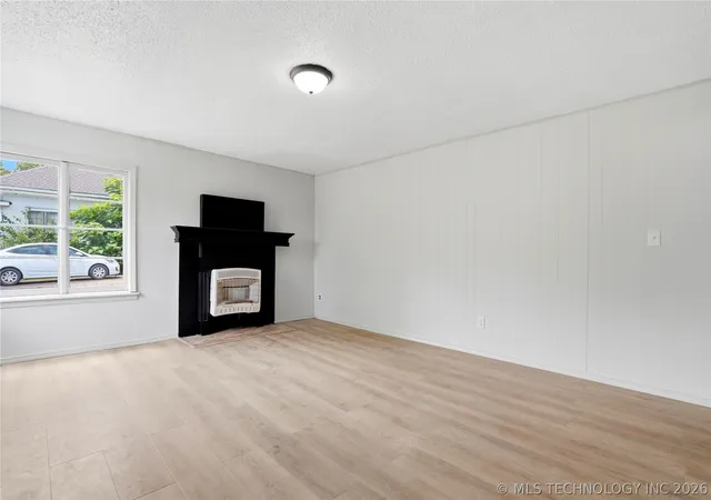 Photo 3 of Single family home for sale at 2100 Garland St, Muskogee, OK 74401 | MLS# 2622448 | Listing updated on 2026-08-20