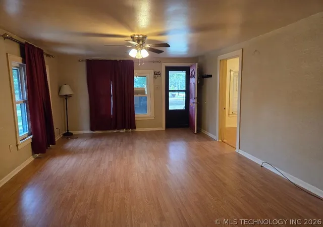 5th image of 214 S 4Th, Eufaula, OK 74432 | MLS# 2622695