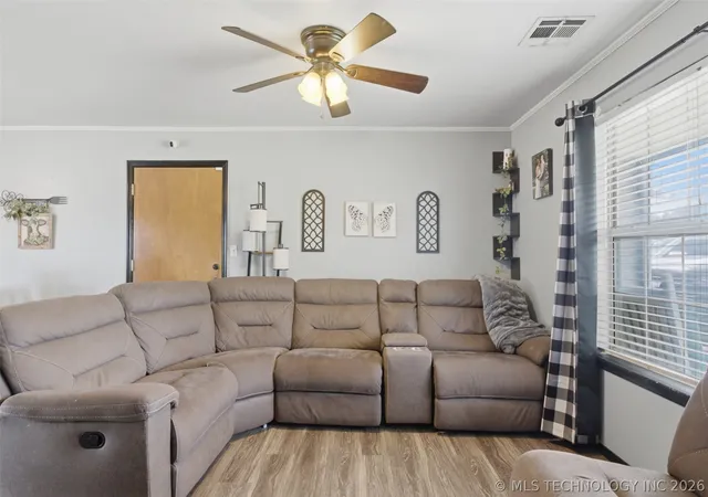 Photo 3 of Single family home for sale at 1 Secondine Ct, Chelsea, OK 74016 | MLS# 2622693 | Listing updated on 2026-10-05