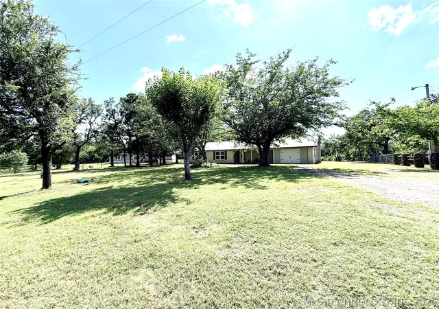 Homes for sale in Valliant, OK | 2835 N 4480 Rd, Valliant, OK 74764 | MLS# 2622696