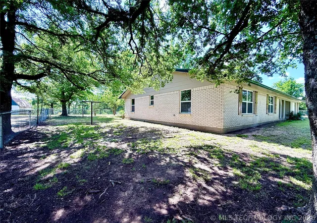 Homes for sale in Valliant, OK | 2835 N 4480 Rd, Valliant, OK 74764 | MLS# 2622696