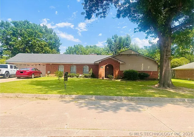 Homes for sale in Muskogee, OK | 1008 N Anthony St, Muskogee, OK 74403 | MLS# 2622723