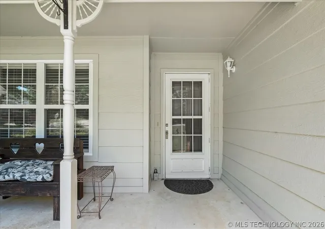 Homes for sale in Sand Springs, OK | 3216 Bermuda Dr, Sand Springs, OK 74063 | MLS# 2622746