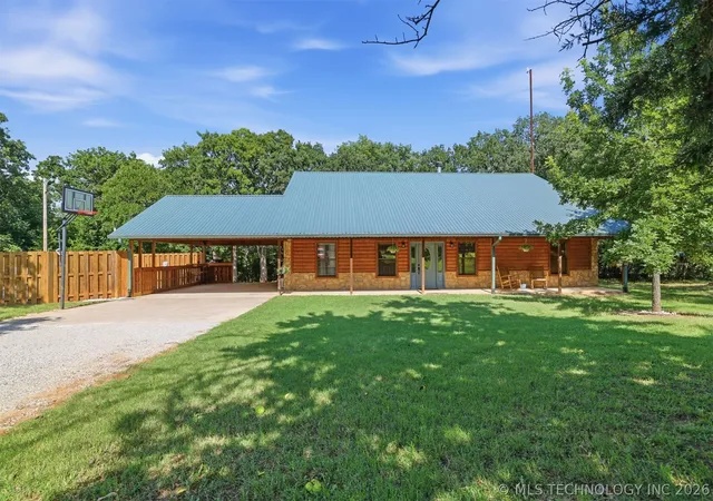 Homes for sale in Kingston, OK | 9118 Buckaloo Bend, Kingston, OK 73439 | MLS# 2621259