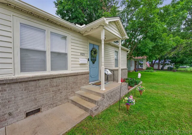 Homes for sale in Chelsea, OK | 425 W 10Th St, Chelsea, OK 74016 | MLS# 2622769