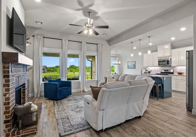 Homes for sale in Catoosa, OK | 19049 E Ridge Line Rd, Catoosa, OK 74015 | MLS# 2622706