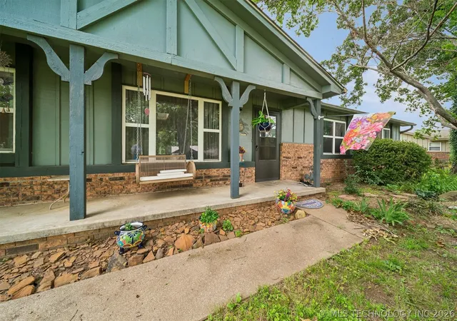 Homes for sale in Claremore, OK | 21585 S Glenwood Dr, Claremore, OK 74019 | MLS# 2622738
